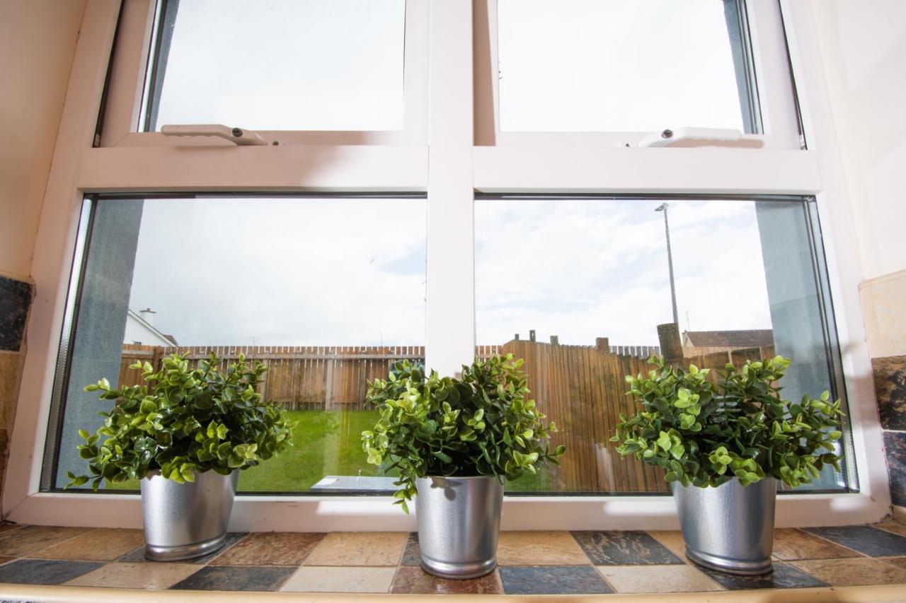 Beautiful Three Bedroom Home In Bundoran Kültér fotó